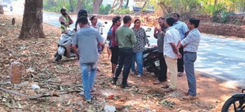 Land demarcated for highway expansion in Chinchinim amidst opposition from locals 1 Land demarcated for highway expansion in Chinchinim amidst opposition from locals