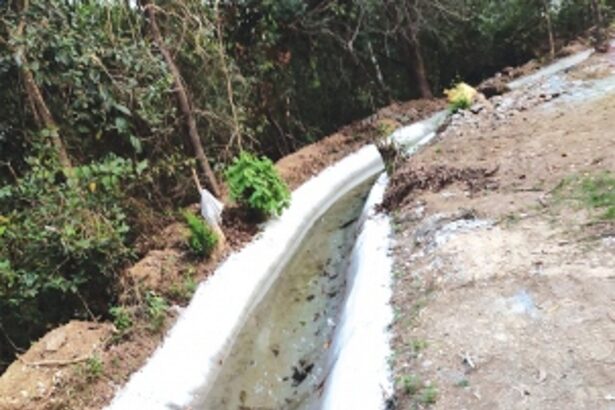 Land earmarked for IIT at Cotarli falls within Gross Command Area, say protesting ryots