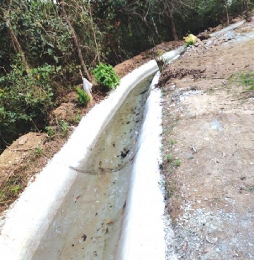 Land earmarked for IIT at Cotarli falls within Gross Command Area, say protesting ryots