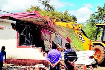 Land grabber’s ‘illegal’ house bites the dust at Mapusa