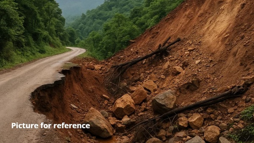 Landslide Cuts Off Access to Kodasalli Dam and Nearby Villages in Karwar