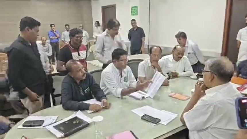 Language issue was settled in 1987, but will speak to CM: Law Minister Aleixo Sequeira on Romi Lipi 1 Language issue was settled in 1987, but will speak to CM: Law Minister Aleixo Sequeira on Romi Lipi