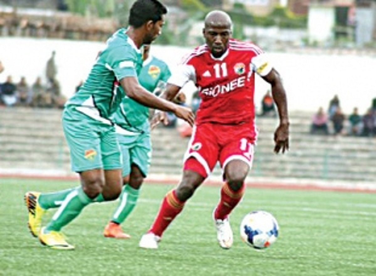 Lanky Salgaocar FC thump  lacklustre Shillong Lajong
