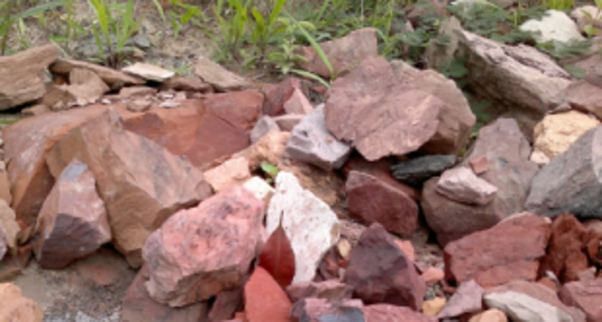 Laterite stone kills 3-yr-old girl at Bicholim 1 Laterite stone kills 3-yr-old girl at Bicholim