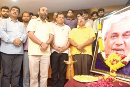 Leaders condole death of Vajpayee