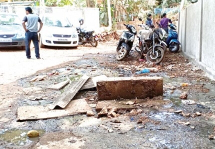 Leaking sewerage pipeline troubles Baina residents