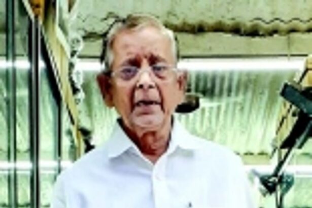 Legacy in leather: Panjim’s iconic shoemaker Loleshwar Nipanikar continues his craft at 88