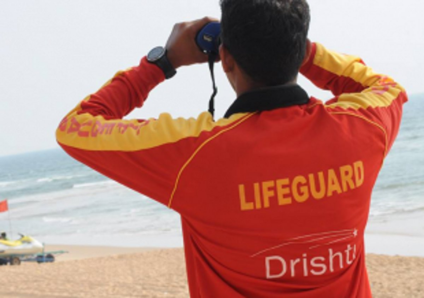Lifeguards’ call-of-duty  ensures tourist safety  at Baga, Candolim