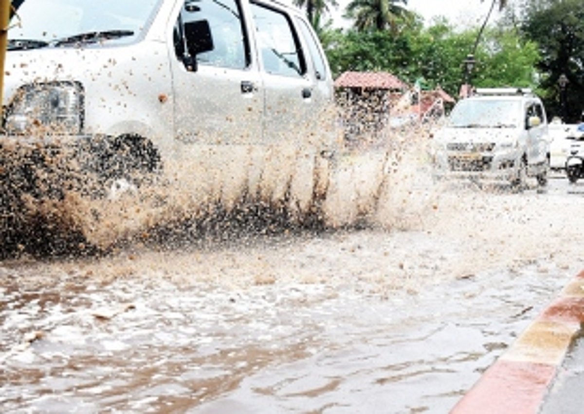 Light rainfall leads to accumulation of water in Panjim
