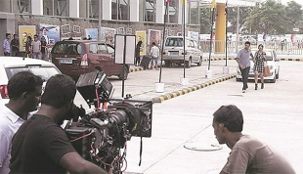 Lights...camera...no action taking place