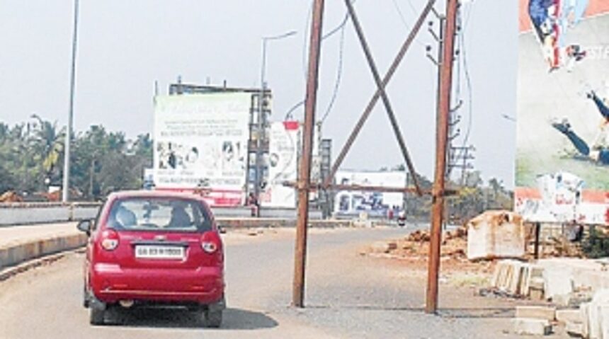 Link road not opened yet being used 1 Link road not opened yet being used