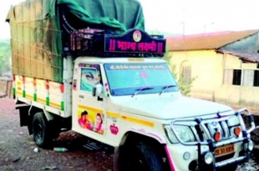 Liquor, goods worth over Rs 6 lakh seized  by Amboli Police; driver apprehended