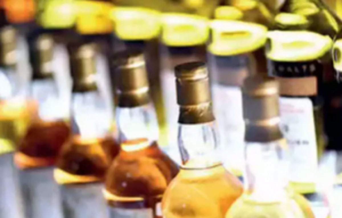 Liquor seized at   Vasco, Kulem