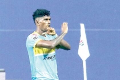 Liston double earns Hyderabad thrilling win