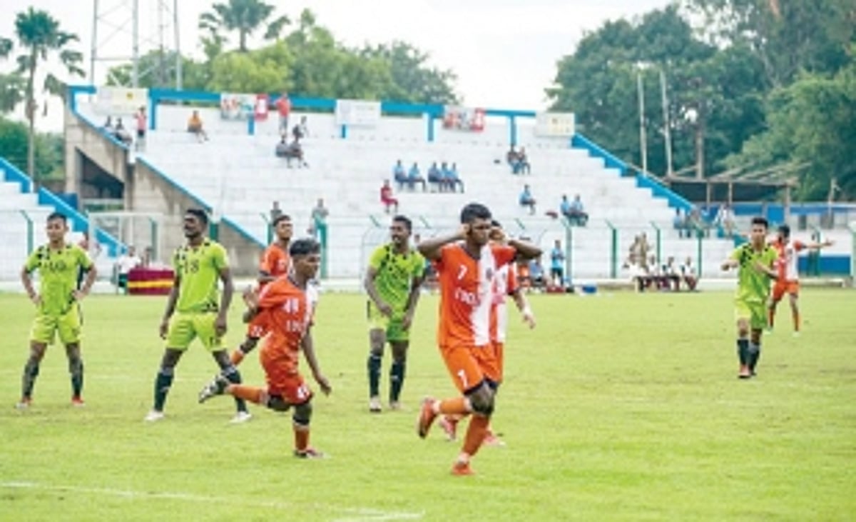 Liston helps FC Goa grab full points