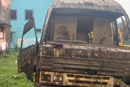 Lives at risk at Mollem village as its only ambulance is in shambles 