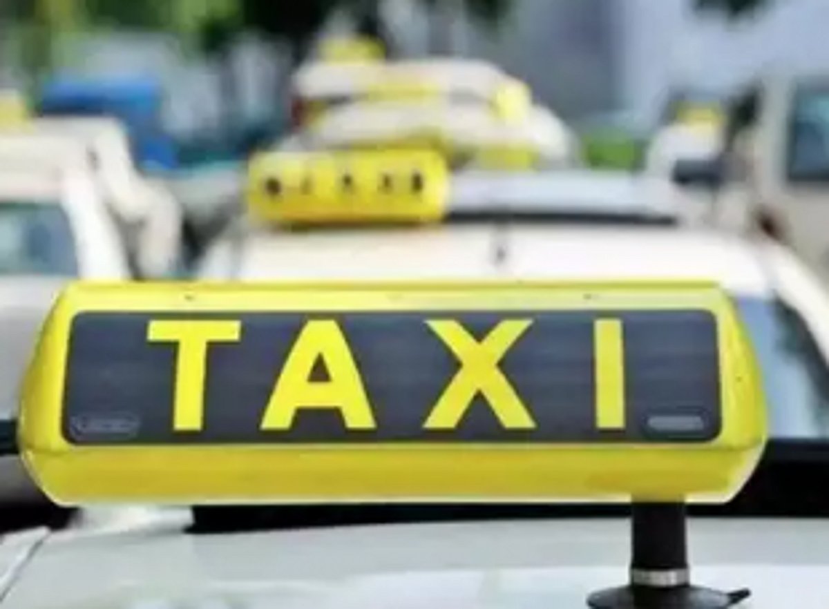 Lobo used taxi drivers for his own political gain, says AAP’s Mayekar