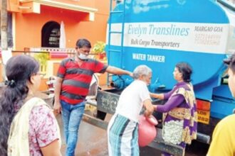 Local councillor arranges tankers, solves Khareband drinking water after scarcity