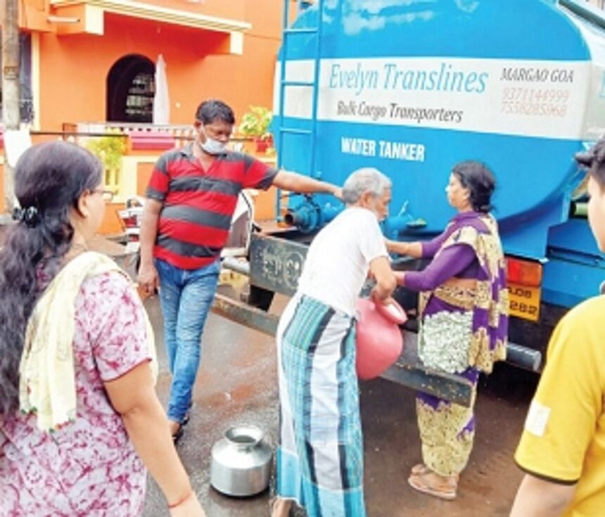 Local councillor arranges tankers, solves Khareband drinking water after scarcity
