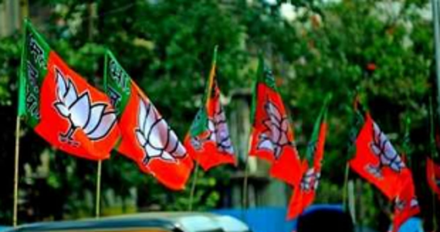 Locals blame BJP MLA and saffron leaders for faulty ward reservation