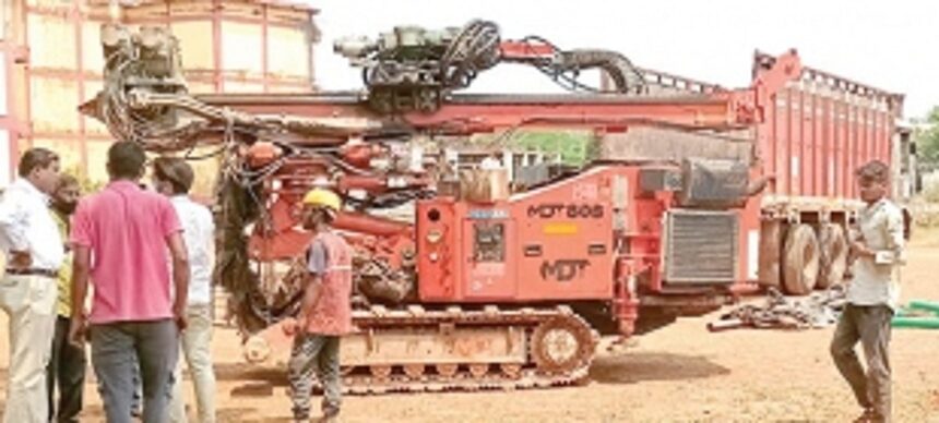 Locals, councillor, PTA chief object to mobile tower installation in Borda multipurpose school ground