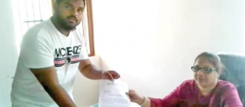 Locals demand driver for 108  ambulance at Sanguem PHC