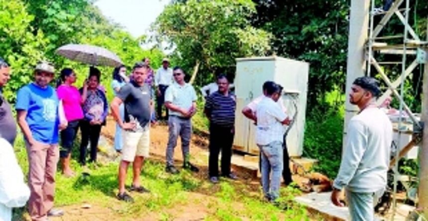 Locals demand immediate demolition of mobile tower in Curtorim