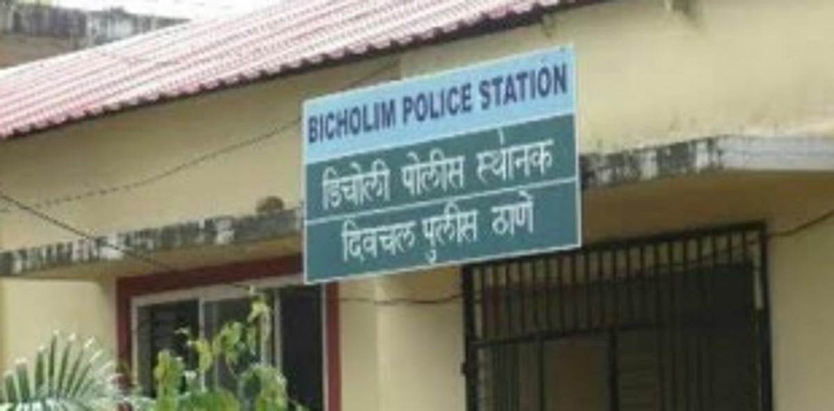 Locals march to Bicholim PS, want all accused held for raping minor