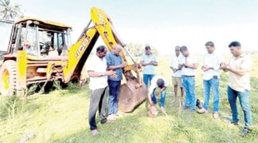 Locals, panchayat to revive 20 hectares of barren agricultural land at Nhavelim 1 Locals, panchayat to revive 20 hectares of barren agricultural land at Nhavelim