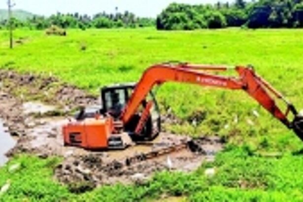 Locals raise apprehensions over dredging of fields in Siolim