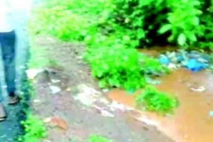 Locals want PWD to clear cross drain along Kavlem-Talaulim main road