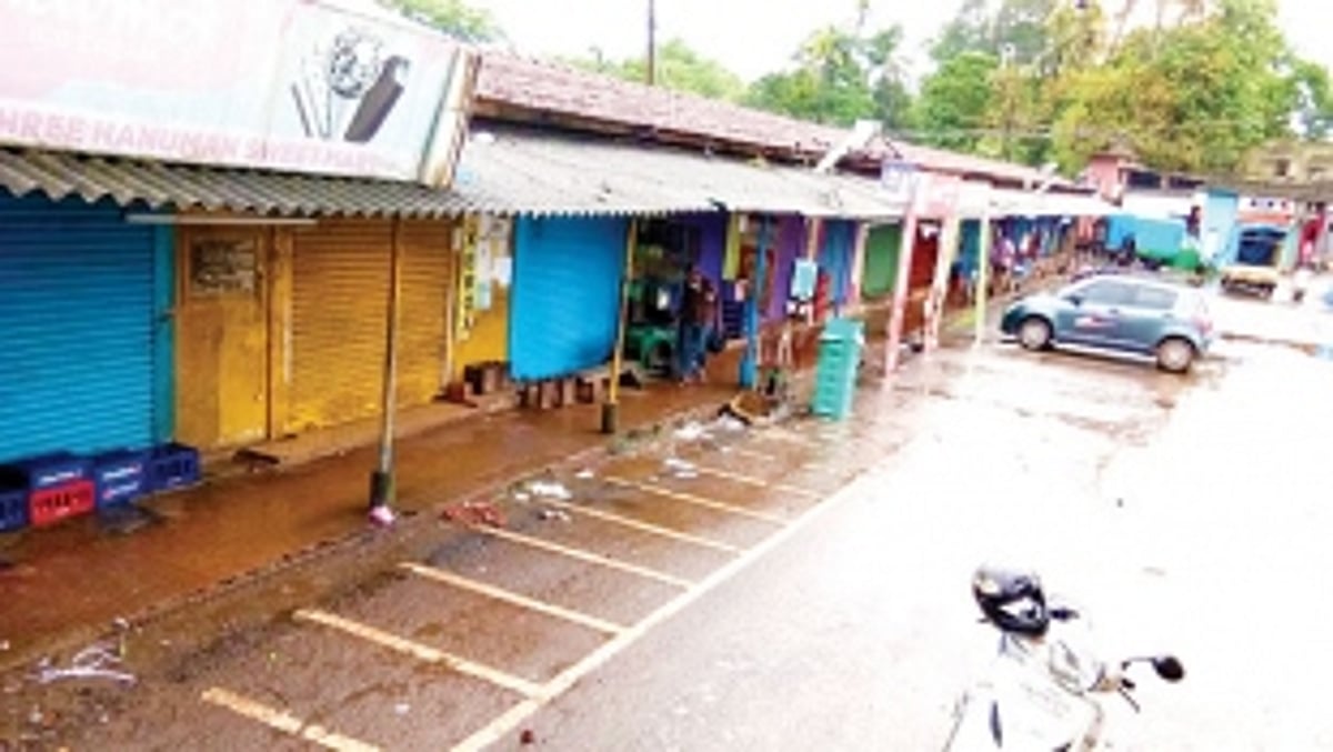 Lockdown in Sanguem  meets partial success