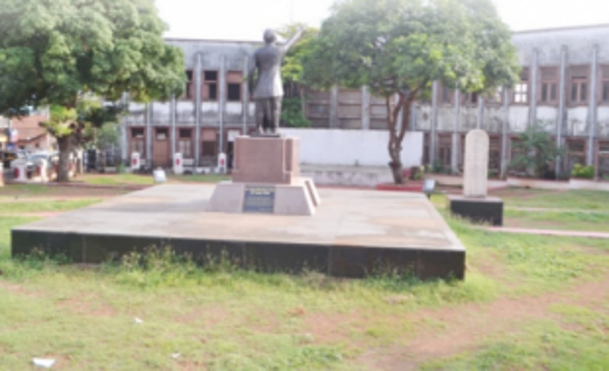 Lohia Maidan beautification: Trust alleges poor  quality work being done