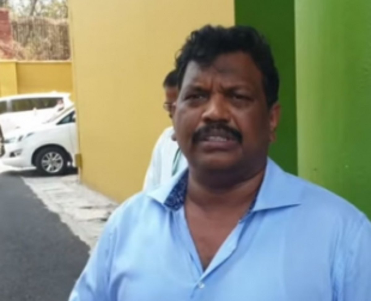 Lokayukta case: AAP says CM should sack Lobo