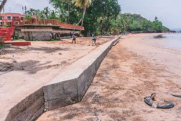 Longer the wall stays more the ecosystem  of Vainguinim Beach will be damaged: VVRA