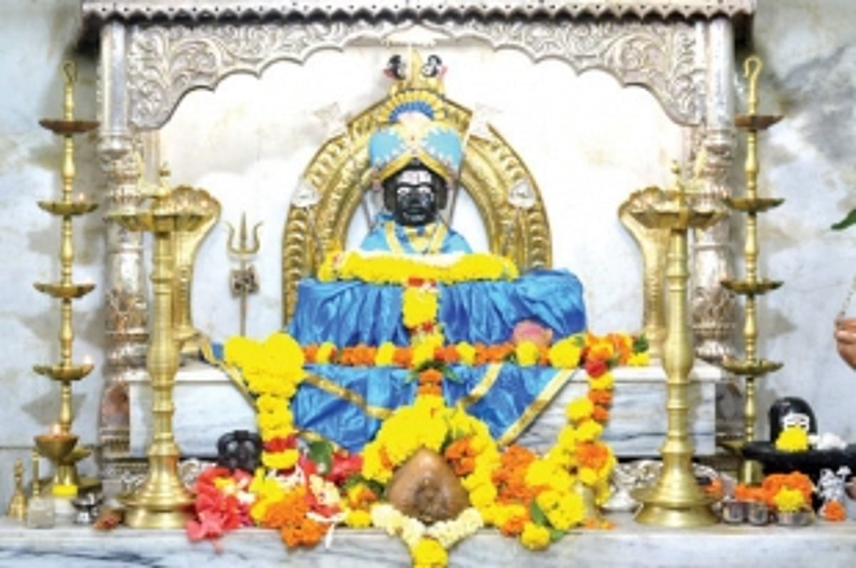 Lord Damodar  Temple reopens for devotees