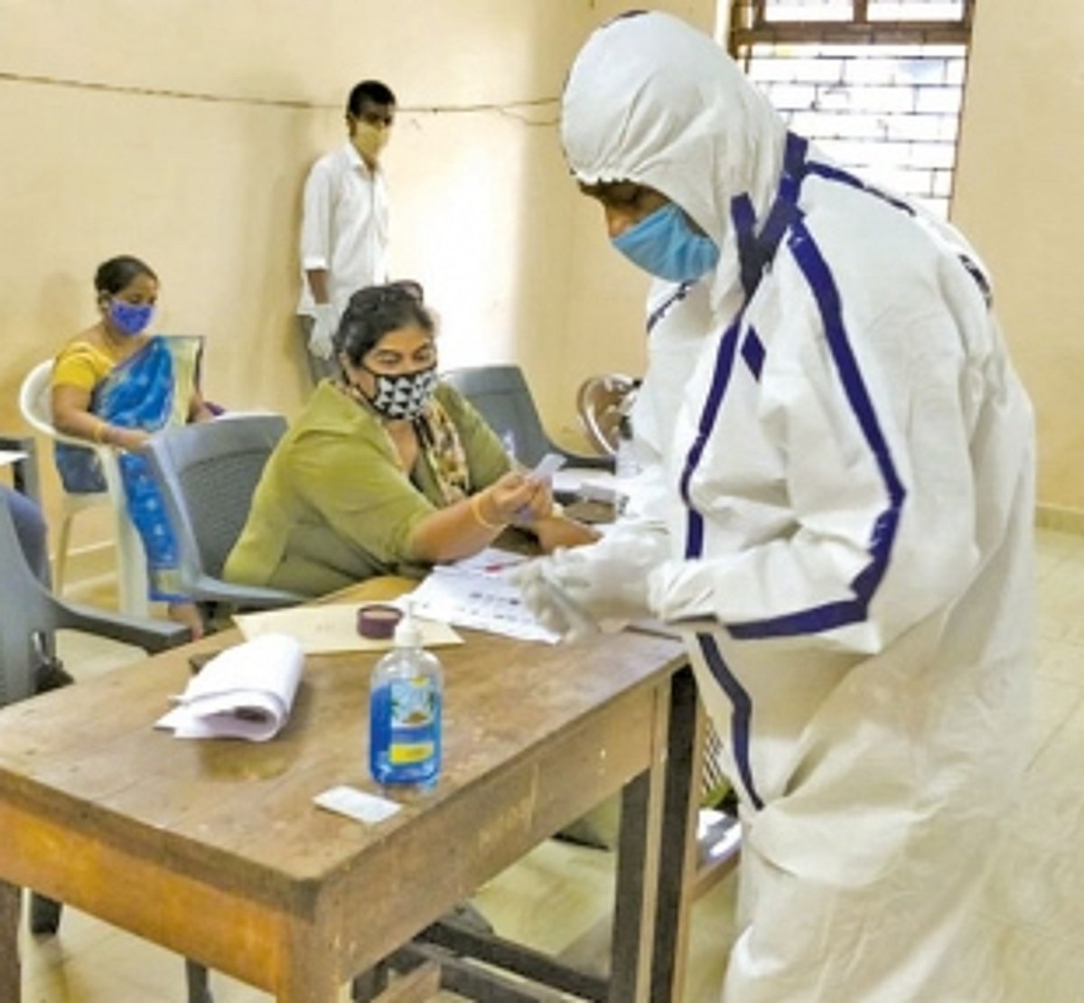 Low turnout concludes lacklustre ZP polls