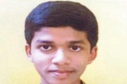 MAHSS’ Anvesh Bandekar tops JEE (Main) exams