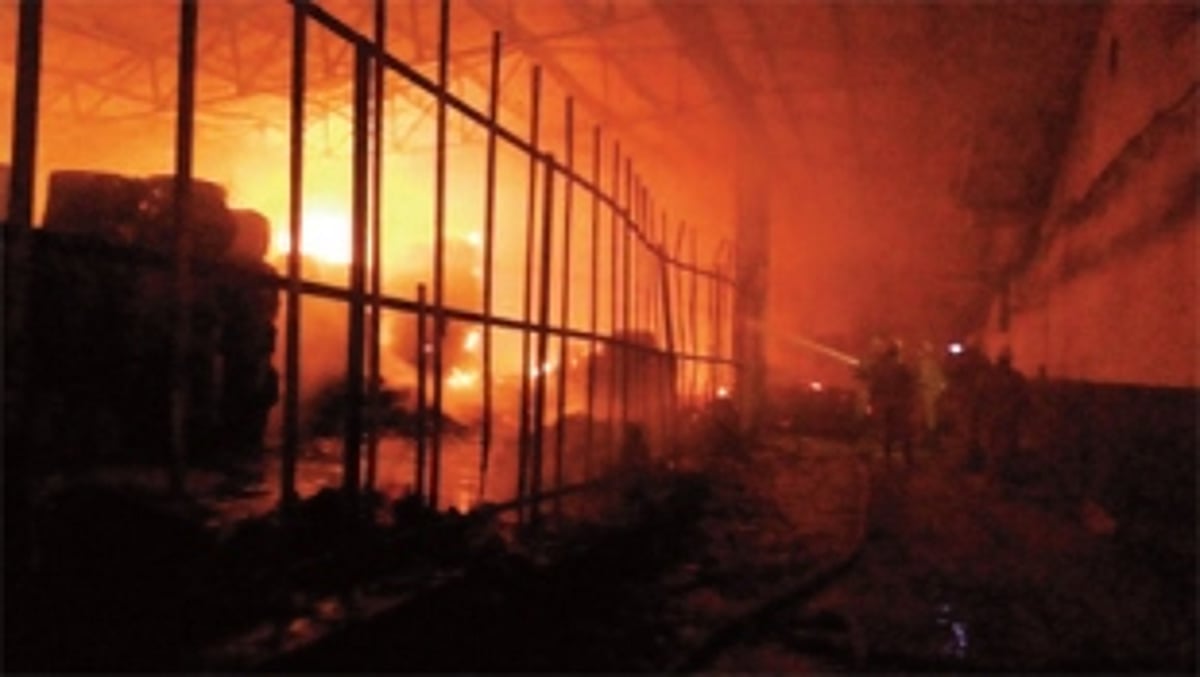 MAJOR FIRE AT HERALD PRINTING PRESS