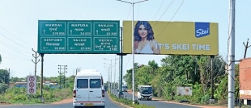 MENACE OF ILLEGAL HOARDINGS 1 MENACE OF ILLEGAL HOARDINGS