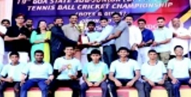 MIBK High School, Sacred Heart HS emerge  U-17 boys, girls tennis ball cricket champs