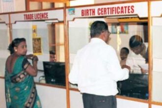 MMC BLINKS, but  CITIZENS UNMOVED