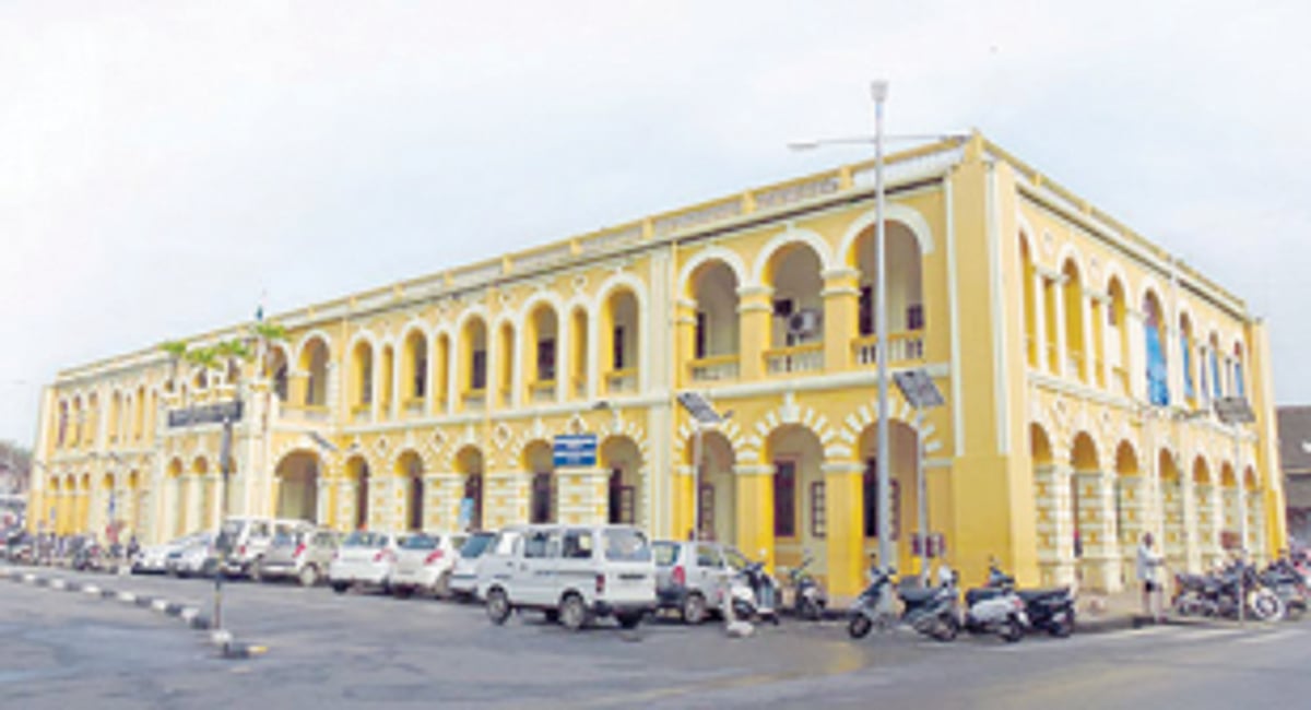 MMC CHIEF OFFICE IS A HOUSE OF CARDS