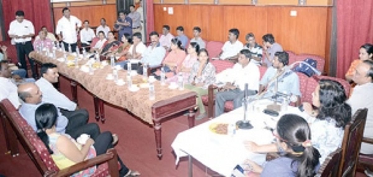 MMC Standing Committee election deferred by a day