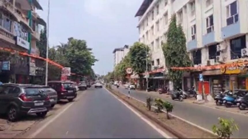 MMC clears dangling wires menace at Swatantra Path ahead of Shigmotsav parade