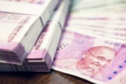 MMC collects Rs 1 lakh tax from  defaulters on weekly off