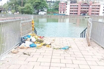 MMC leaves littered  Vaddem Lake unattended