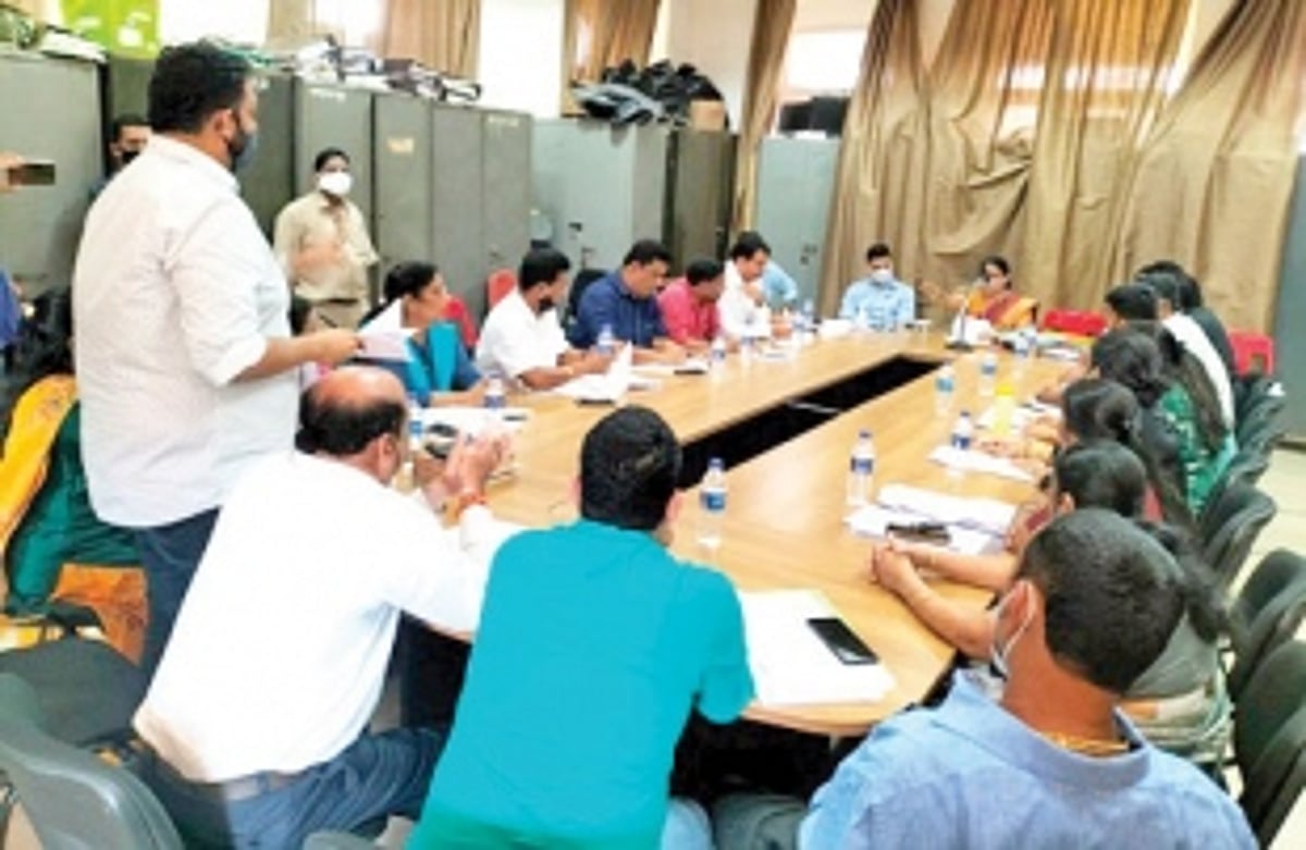 MMC meeting fails to resolve issues