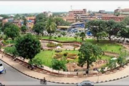 MMC razes structure for coffee shop in Municipal garden