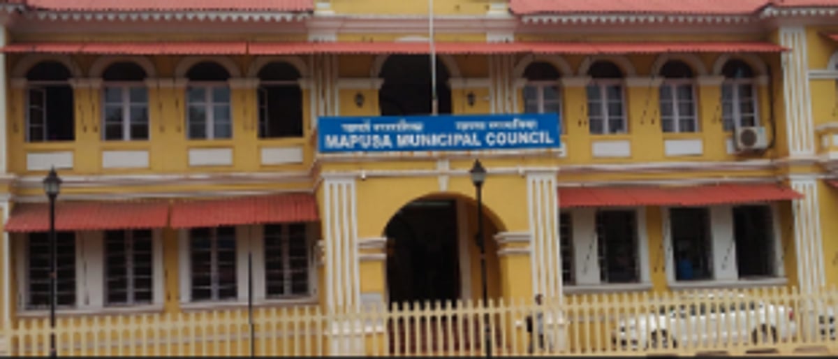 MMC seals commercial complex in Mapusa